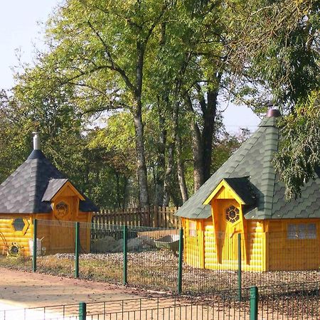 Camping De La Croix D'Arles Bourg  Exterior foto
