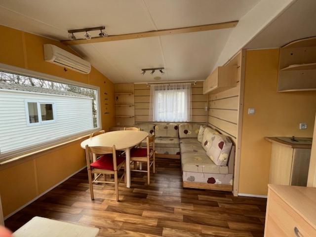 Camping De La Croix D'Arles Bourg  Exterior foto